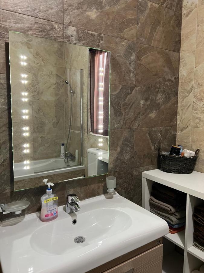 Claire'S Court Apartment Марсахлок Екстериор снимка